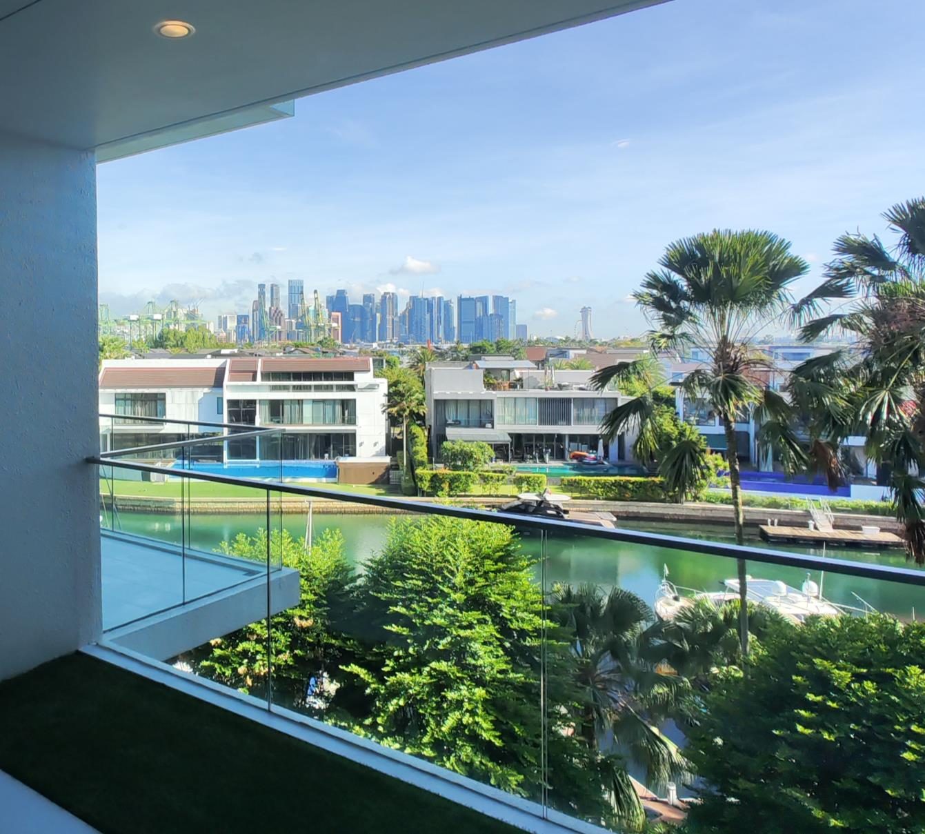 Balcony view to the city